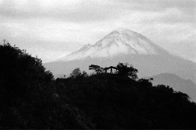 Paisaje blanco y negro 08